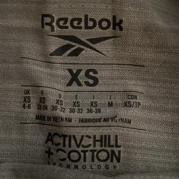 Reebok LES MILLS Gray Strappy Tank Top - Size XS - Picture 4 of 4